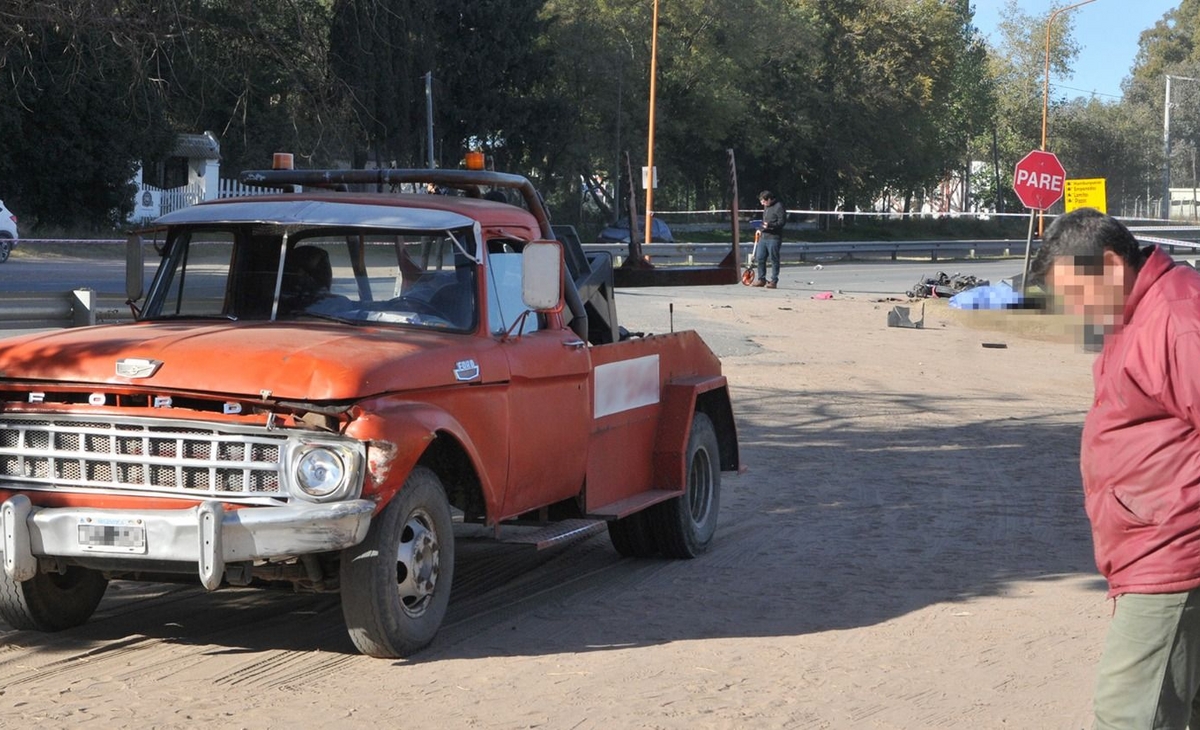 Motociclista Falleció Tras Chocar Con Camión