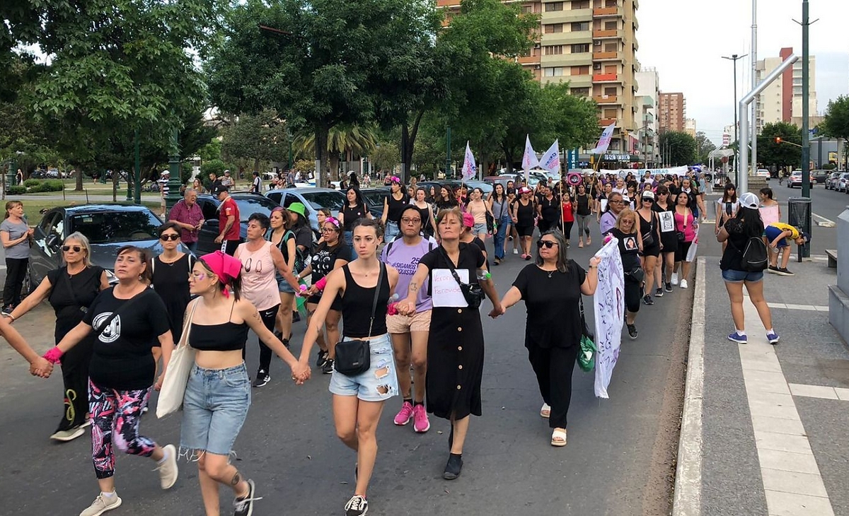 Organizan actividades en el marco del 25N